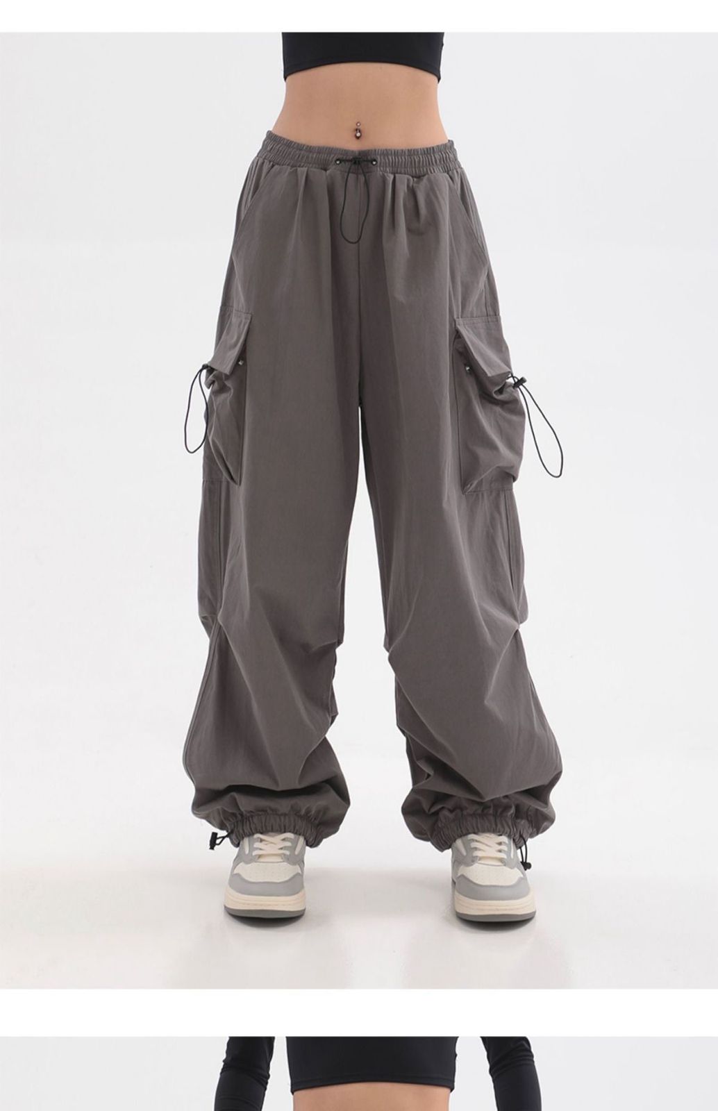 Baggy Cargo in Parachute