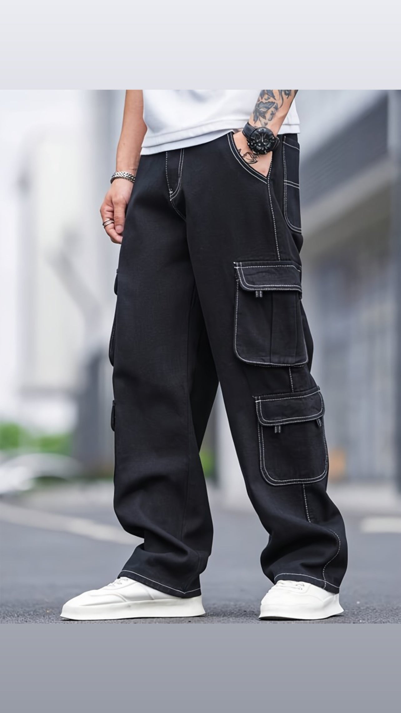 Cargo pant with white thread