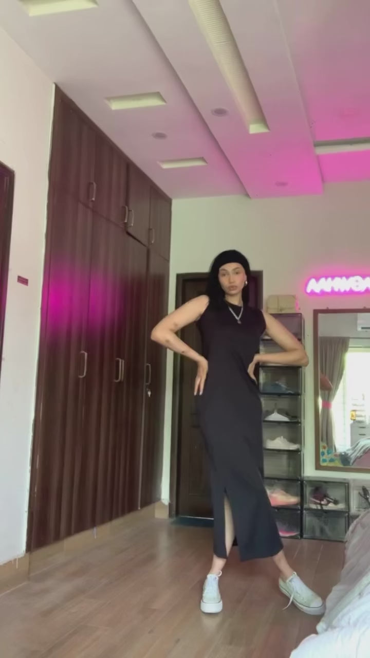 Sleeveless body con